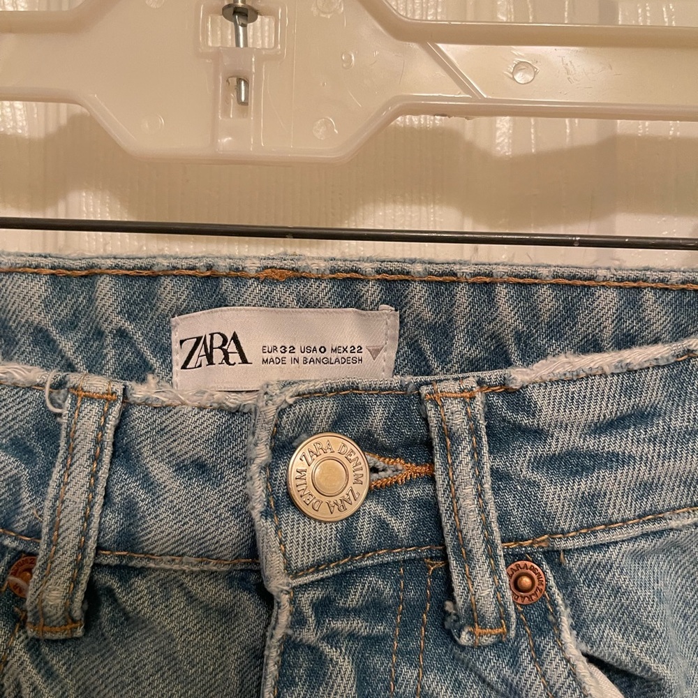 Zara Jeans - Picture 2 of 3
